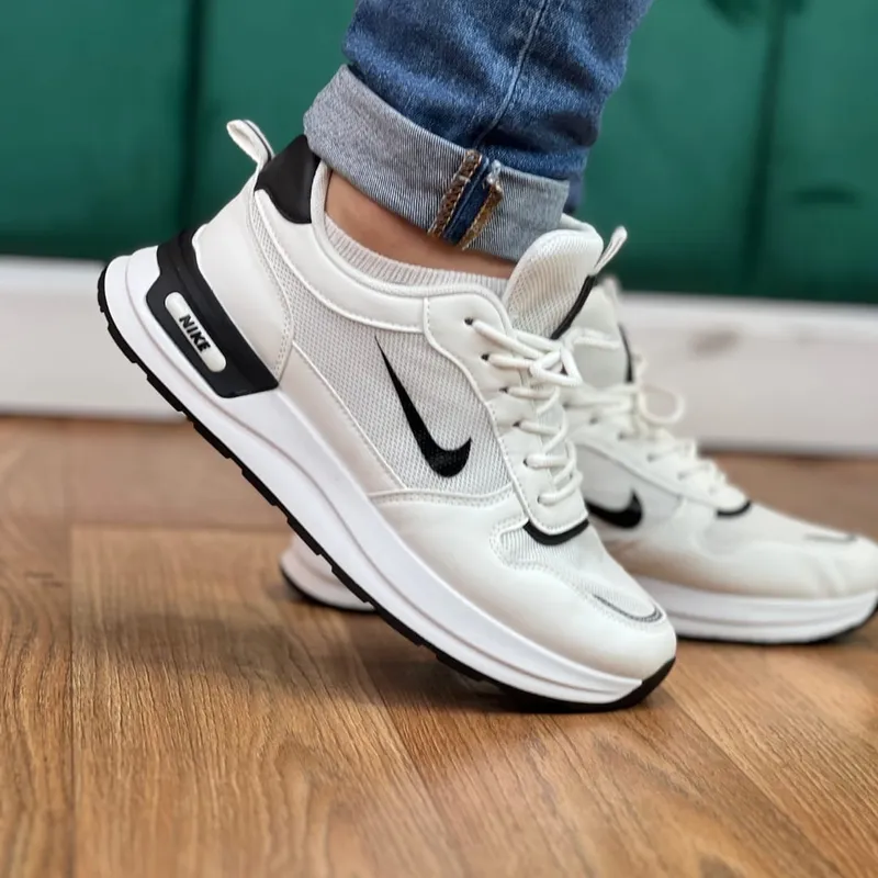 Nike AirMove